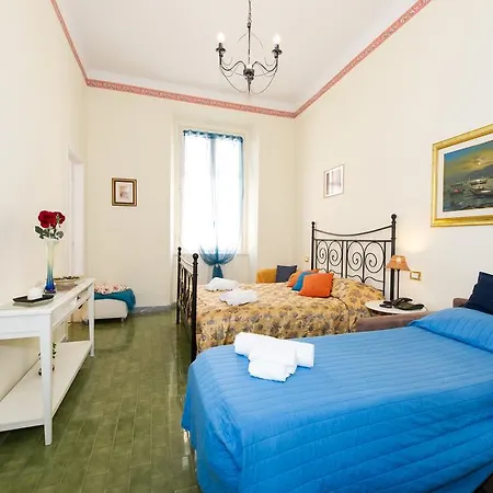 Daire Boezio House *